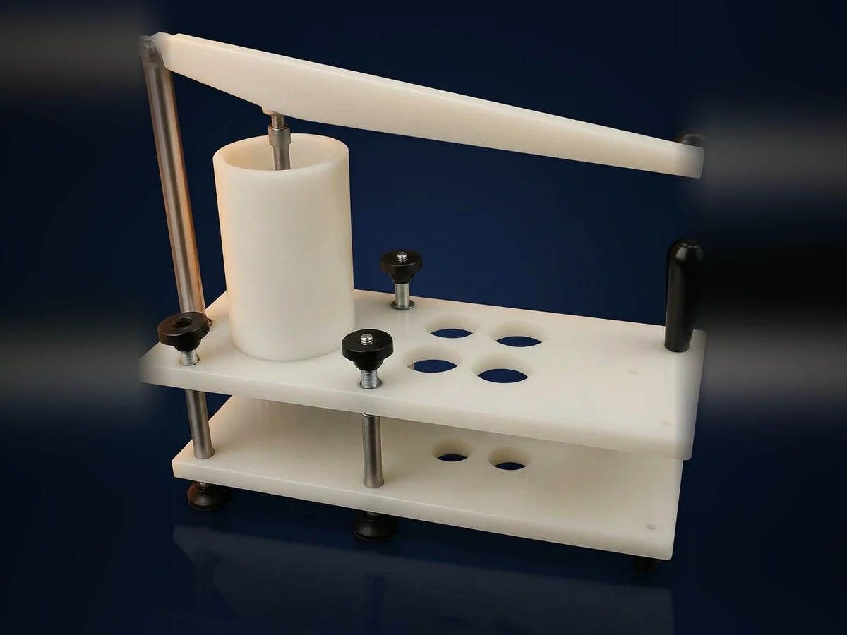 Modeladora manual para pães de queijo e similares